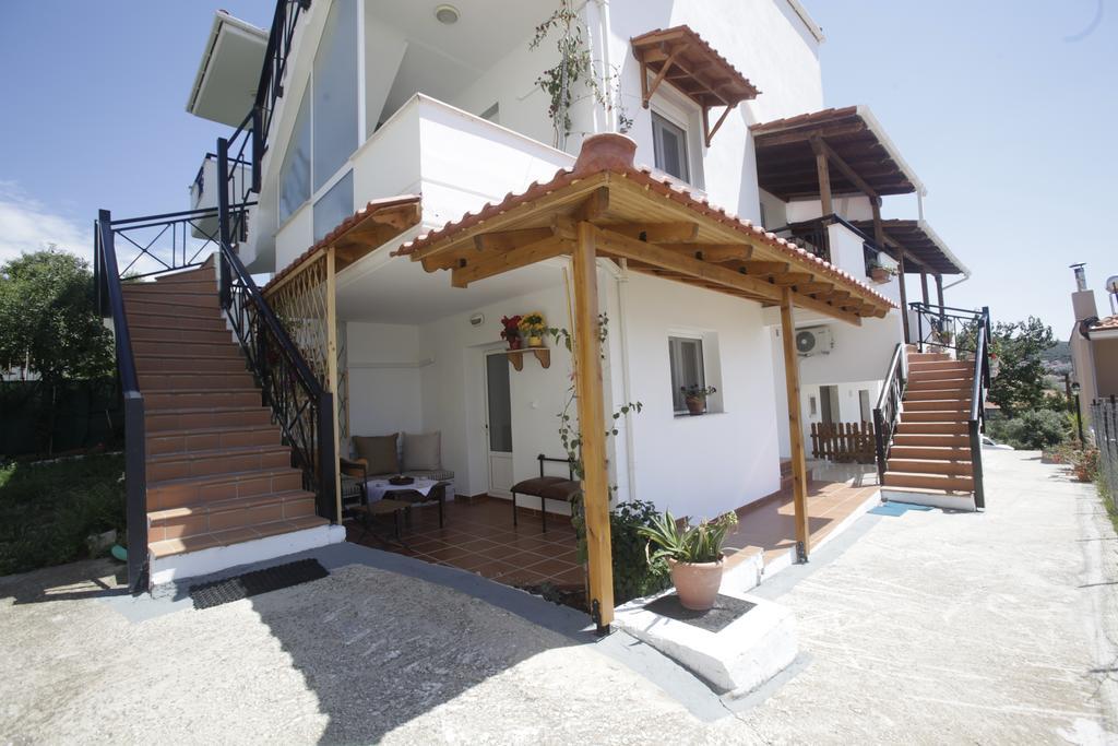 Villa Golden Nest 리메나리아 외부 사진