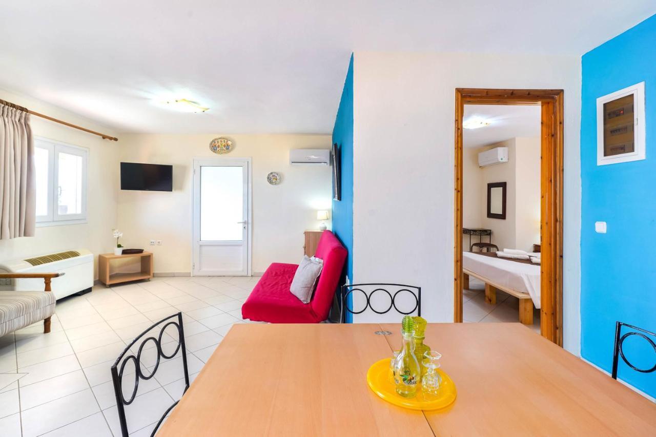 Villa Golden Nest 리메나리아 외부 사진