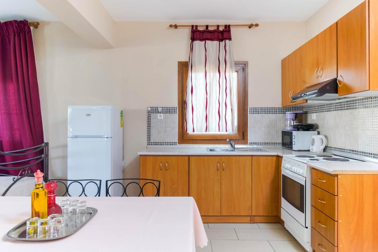 Villa Golden Nest 리메나리아 외부 사진