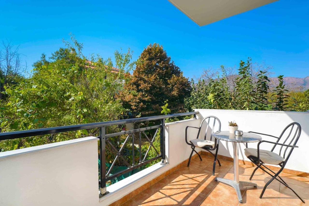 Villa Golden Nest 리메나리아 외부 사진
